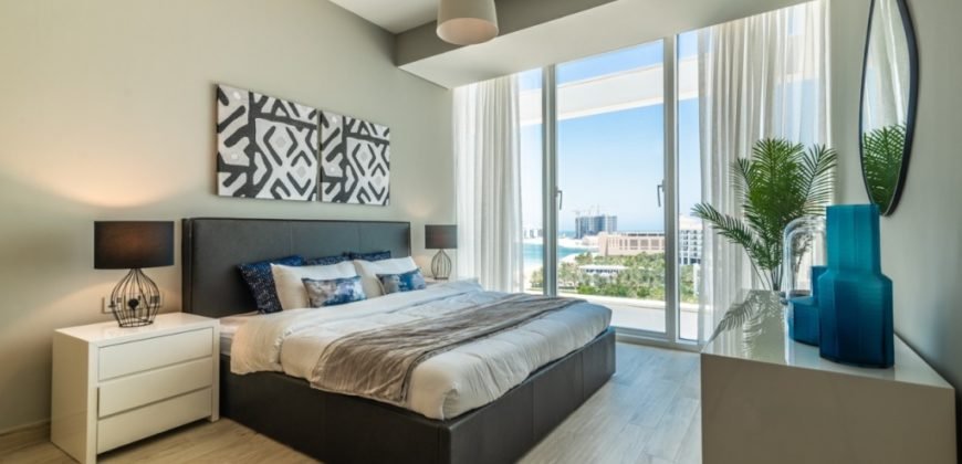 1BR with Palm view